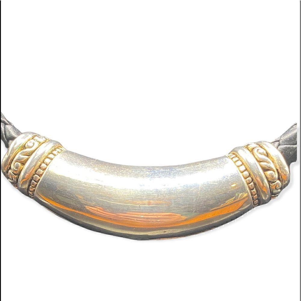 Reversible silver choker on leather cord scrollwork heavy clasp 14” base of neck - Picture 5 of 6
